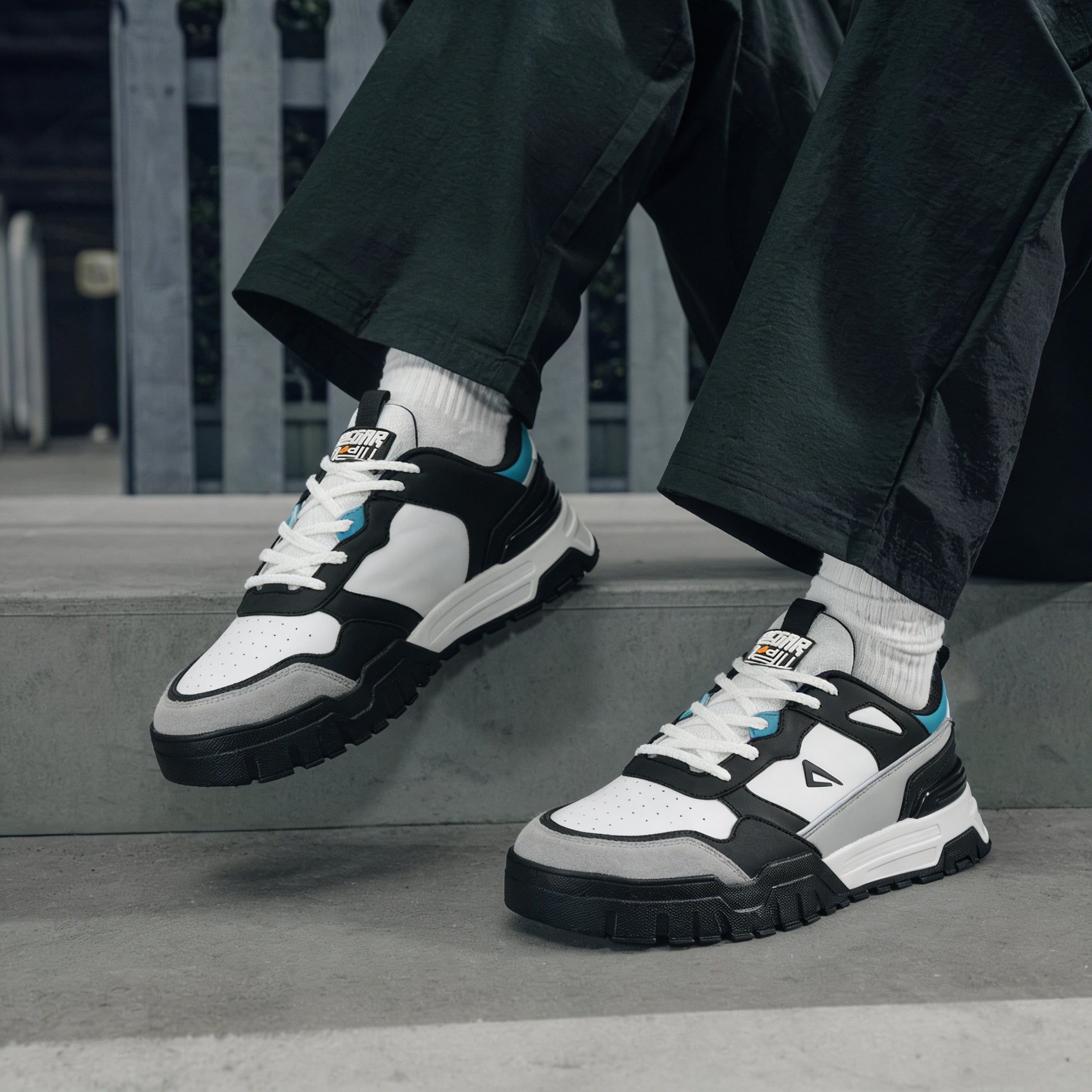 Impakto Shoegardaddy Low Sneakers