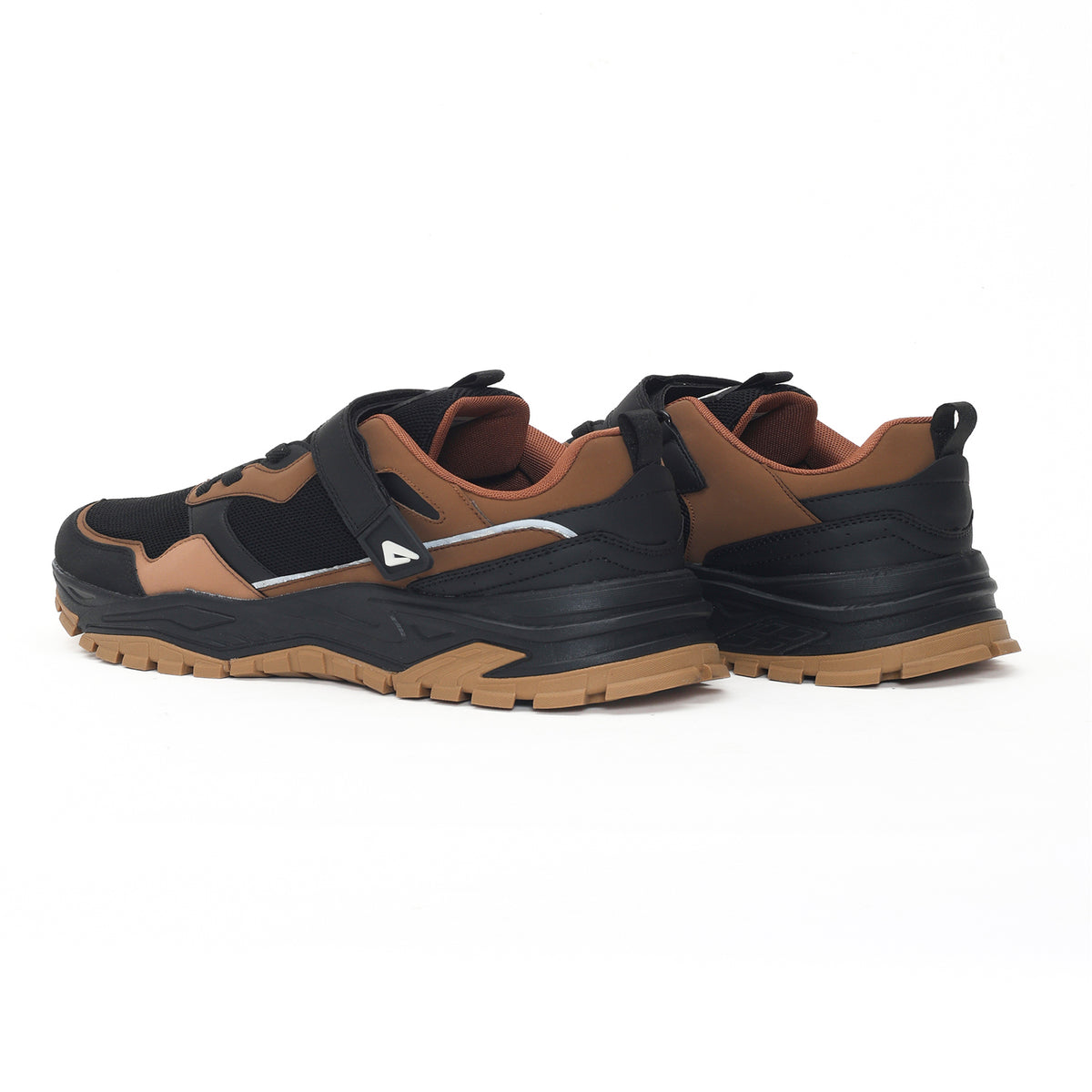 Impakto Shoegardaddy Men's Hiking & Trekking Shoes