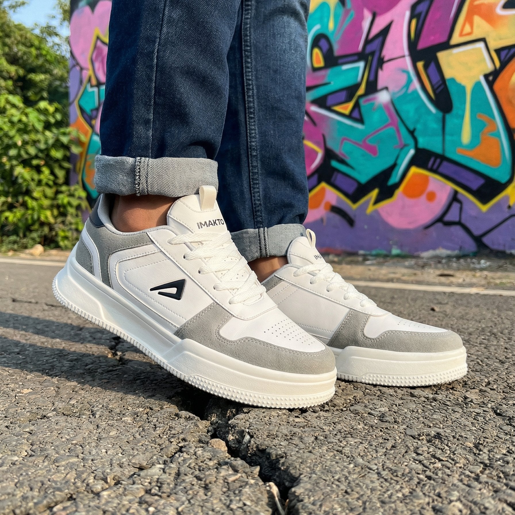 Impakto Studio Flex Sneakers
