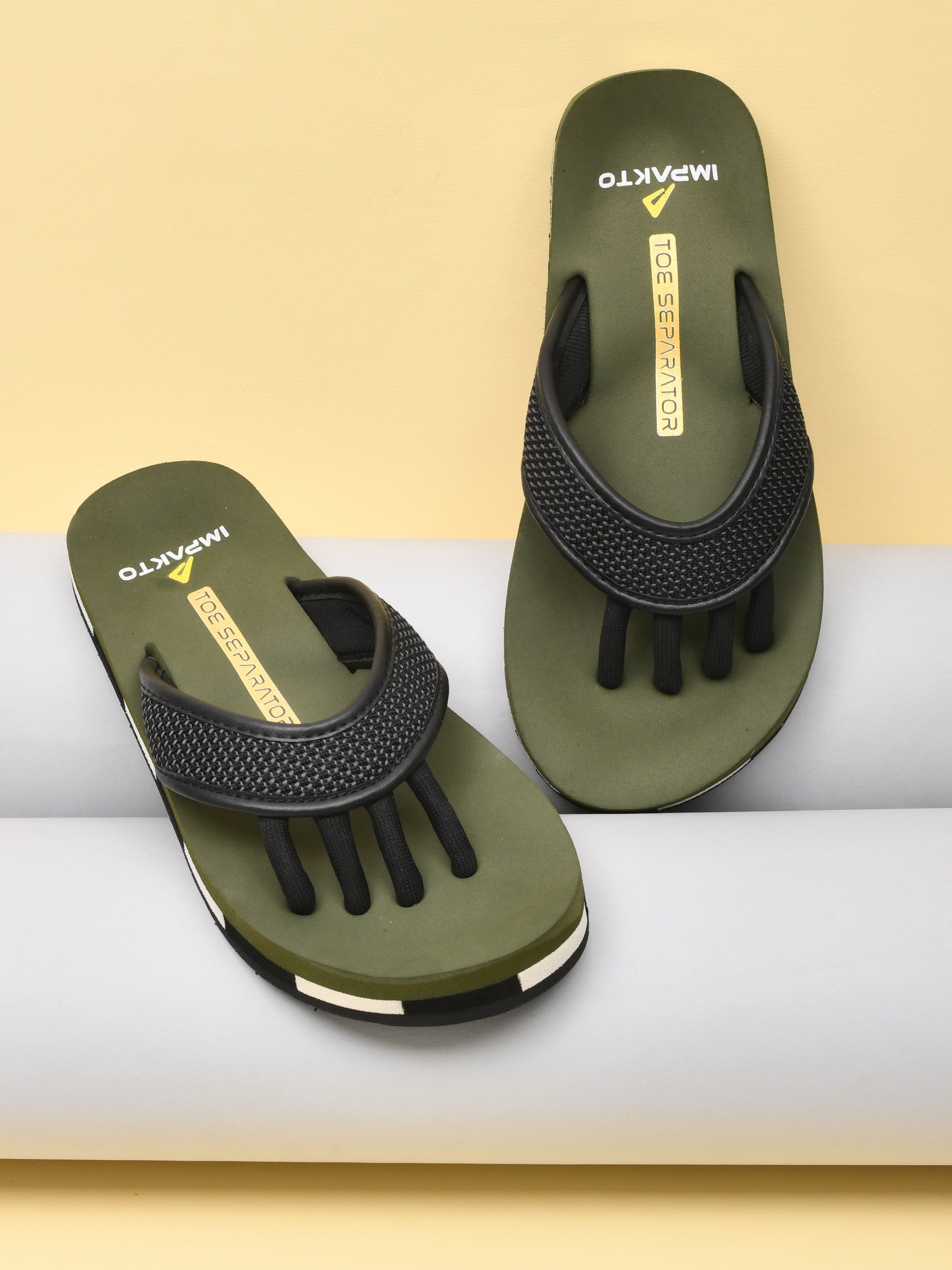 Impakto 5-Finger Toe Separator Slippers