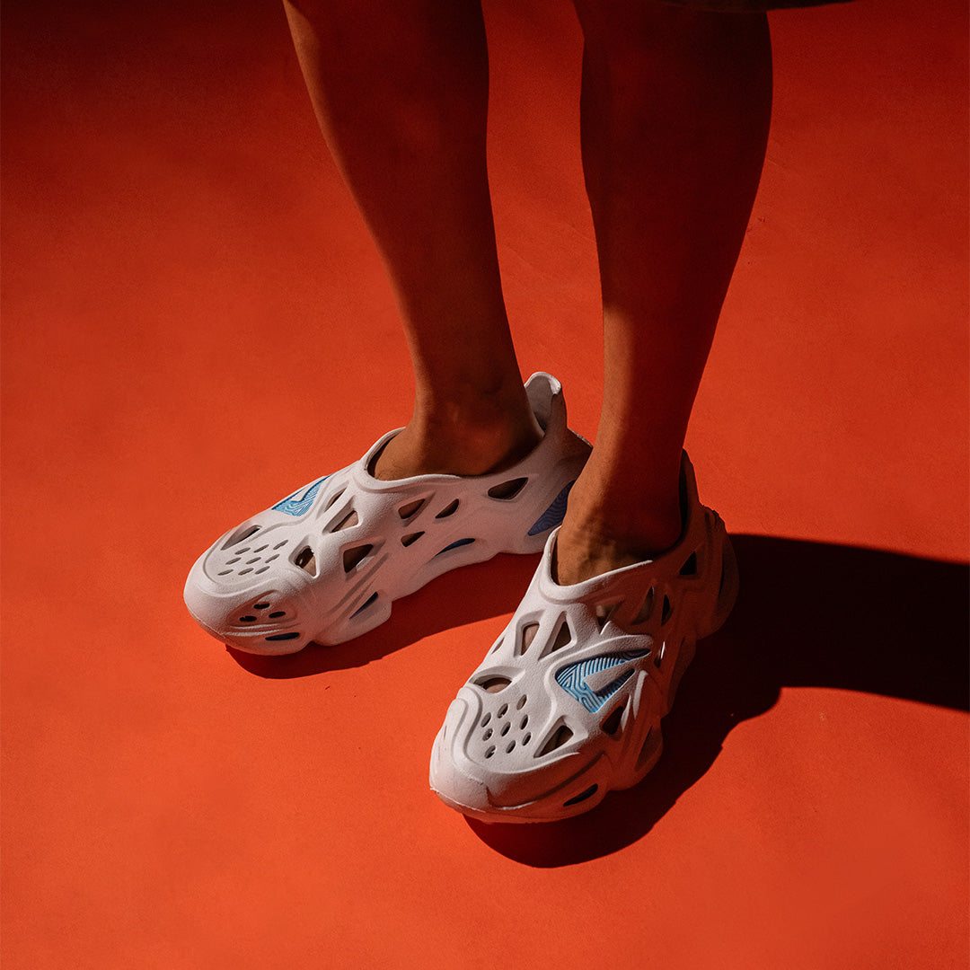 Impakto Super Future Waterproof Clogs With Superior Cushioning For Men FT3069